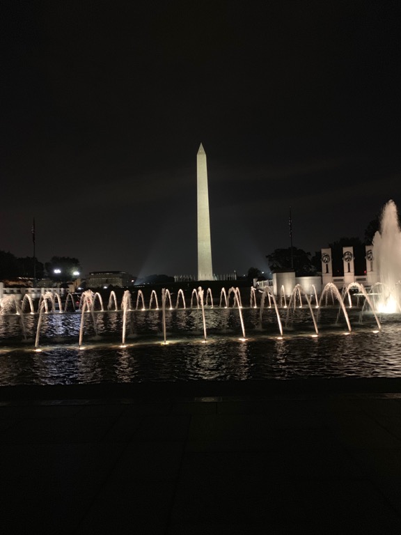 Washington Memorial and
World War II Memorial
